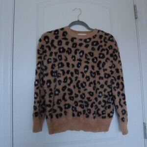 🐆 Zara Leopard Print Fuzzy Sweater - Women’s Small Equivalent 🐆